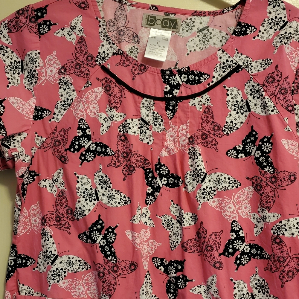 Women's Butterfly Scrub Top